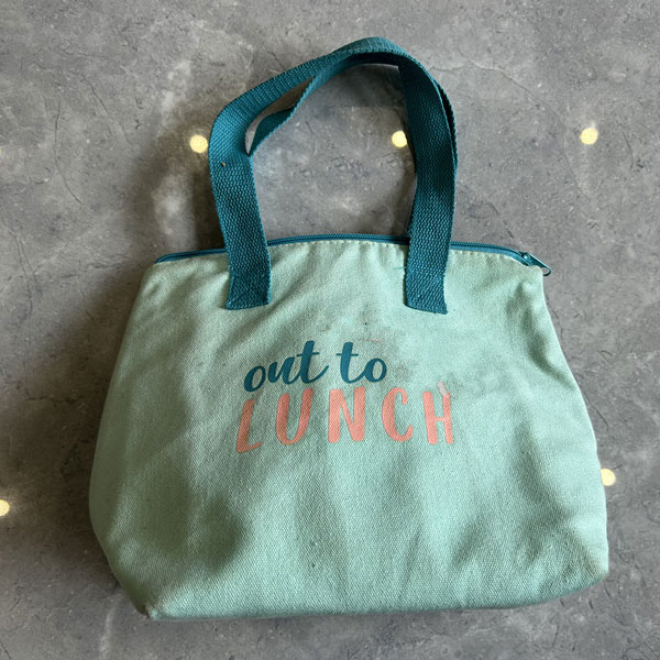 Zerk egiten du oihal poltsak aukera iraunkorra eta iraunkorra?